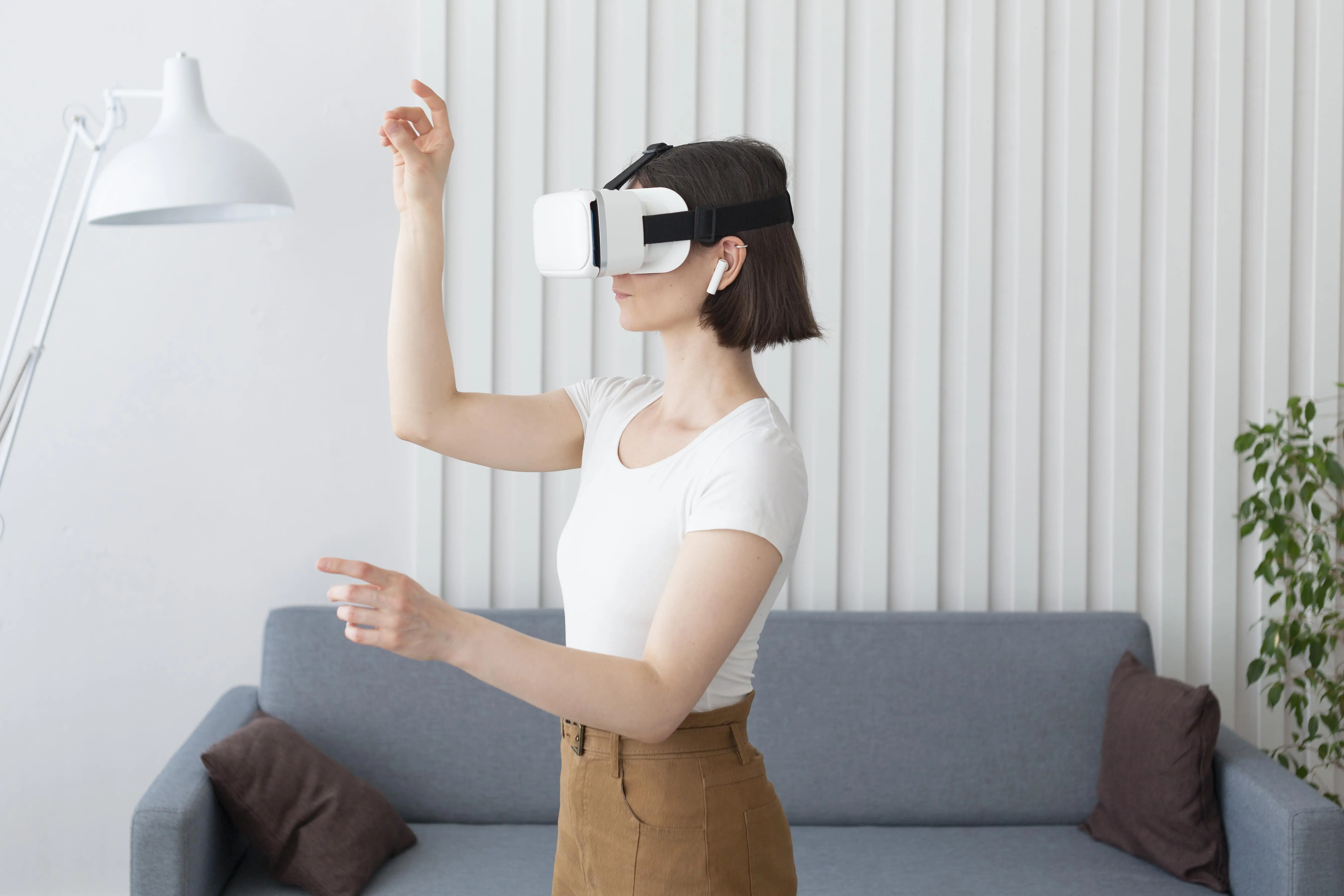 VR Walkthroughs: The Future of Property Showcasing